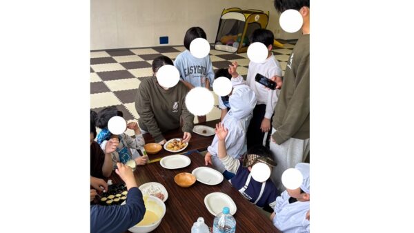 『5月プレスタかがわの一日・‌子供達とカステラ作りをしました！』